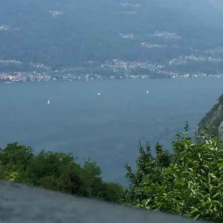 Relaxing Beetween Lake And Castle 1st Floor Varenna